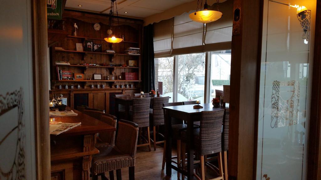Hotel Restaurant De Hoogt Maasdam Eksteriør bilde
