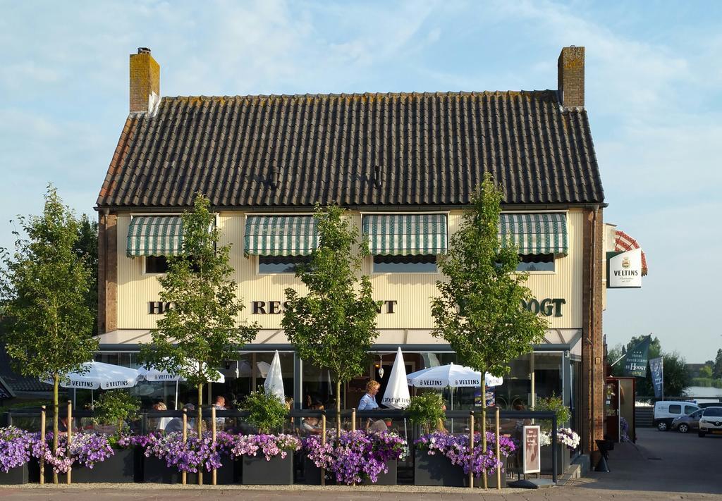Hotel Restaurant De Hoogt Maasdam Eksteriør bilde