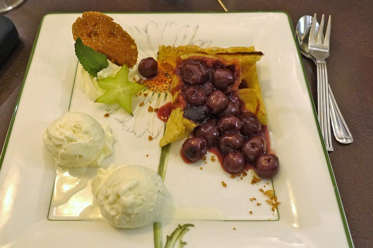 Hotel Restaurant De Hoogt Maasdam Eksteriør bilde